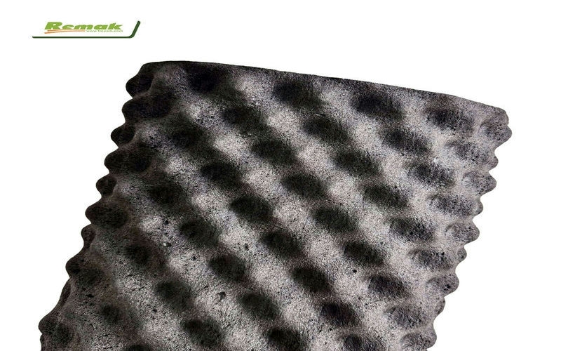 MÚT TRỨNG CAO SU LƯU HOÁ REMAK 2